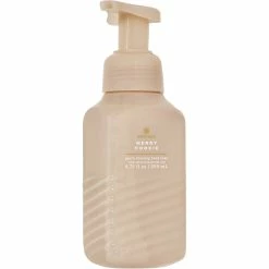 Best deal ???? Bath & Body Works Holiday Swirl Tooled Foaming Soap Merry Cookie ????